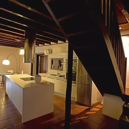 Luxury House, Arona Village Prázdninový dům